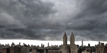 OMINOUS WARNINGS AS STORM APPROACHES; THEN A DRIZZLE (AND SOME GREAT PHOTOS)