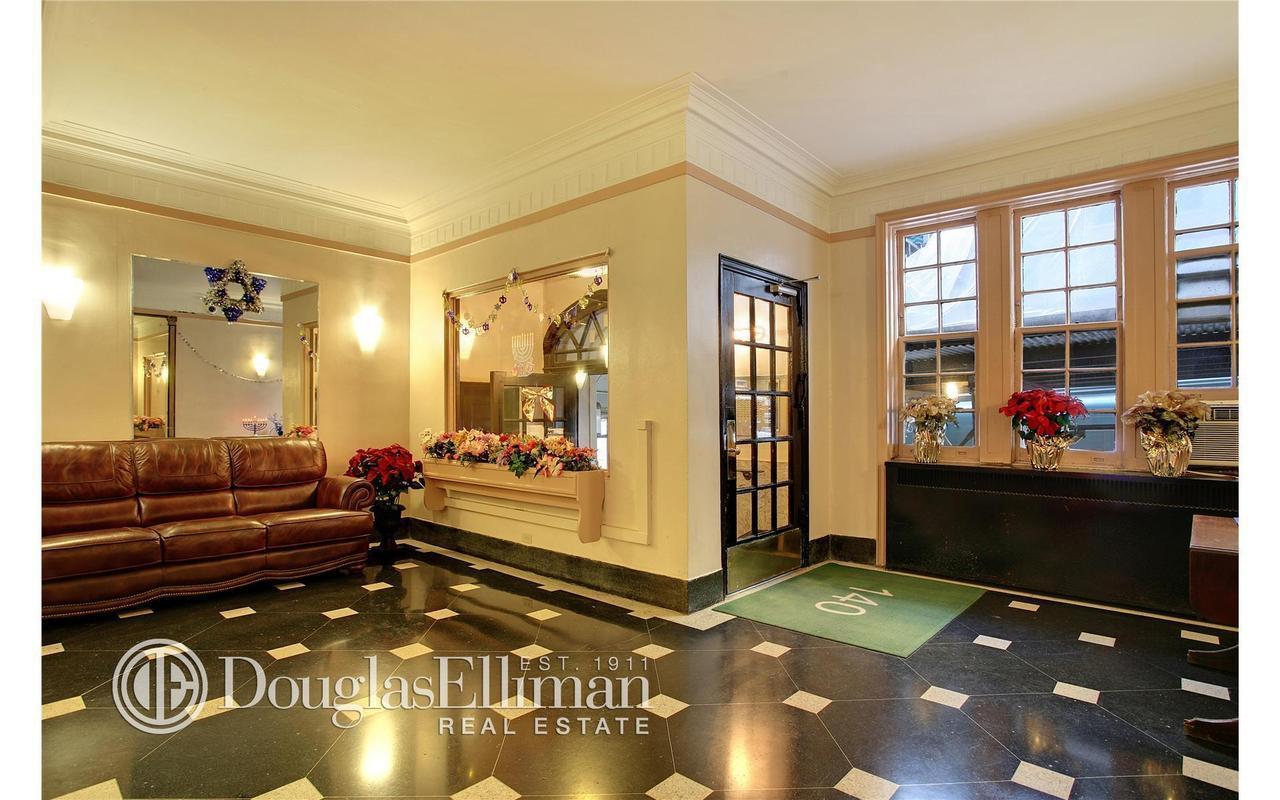 PSYCHOLOGY/PSYCHIATRY OFFICE SUITE FOR RENT IN THE HEART OF THE UPPER