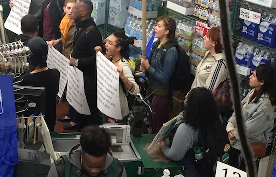 BLACK LIVES MATTER GROUP CHANTS AT FAIRWAY