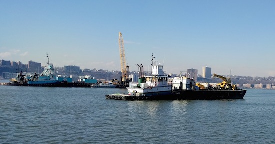 Crane,tugs, barge