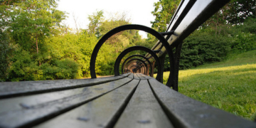 Watch Your Butts! Temps Hitting 145 Degrees on Central Park Benches