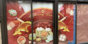 Openings and Closings: Shun Lee, Calle Ocho, Playa Bowls, Popz Toys, Duane Reade