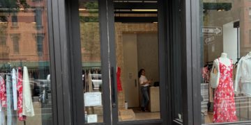 IRO Clothing Store Robbed Early Tuesday Morning; ‘They Seemed to Know the Expensive Stuff’