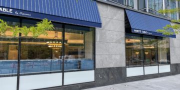 Openings and Closings: Harry’s Table; (MALIN+GOETZ); Columbus Park Shoe Repair; La Pecora Bianca; StretchLab; Super Runners