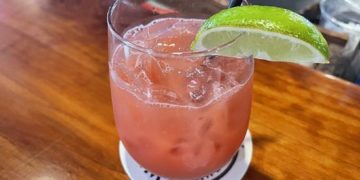 Liquor License Approvals Reveal What’s Coming: Detroit-Style Pizza; Rotisserie Chicken; DJ at Amity Hall; and Mochi Donuts and Bubble Tea