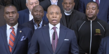 Mayor Announces New Partnership With Faith-Based Group to House Asylum Seekers