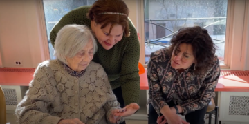 Do You Know or Care for an Older Adult with Memory Loss or Dementia?