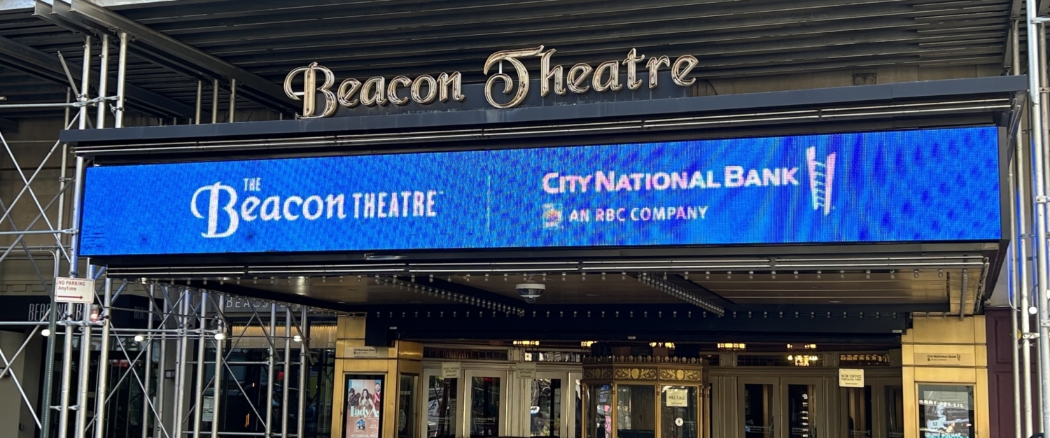 John Oliver And Seth Meyers Announce Beacon Theatre Residency: See