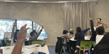 BEES Program at American Museum of Natural History Extends Learning Beyond One-Day Trips