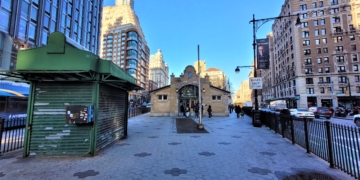 UWS Community Board Committee Co-Chair Abruptly Resigns Over Handling Of Proposed ‘Deliverista Hub’ At West 71st Street