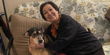 PAWS Volunteers Allow People With Barriers to Keep Their Pets