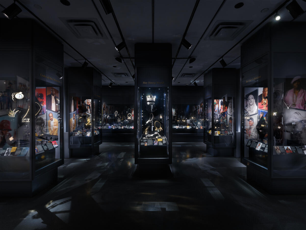 WSR Checks Out ‘Ice Cold: An Exhibition of Hip-Hop Jewelry' at the ...