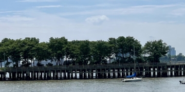 Book Review: Transforming the Hudson Waterfront