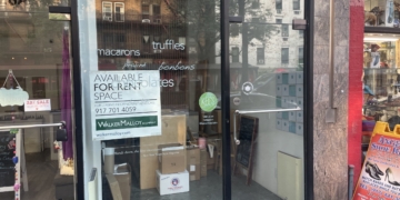 Updated: Openings & Closings: Kee’s Chocolates; Chick-fil-A; Dog Run 105; Bankside; Qahwah House