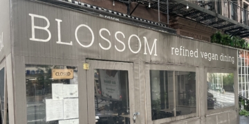 Openings & Closings: Blossom; Le Petit Parisien; Central Park Farm Stand; The Avenue; UpDog Studios; Alice’s Tea Cup