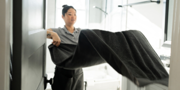 Well-Paid Maids: ‘It’s Past Time to Raise the Federal Minimum Wage’