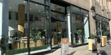 Openings & Closings: The Lotus Method; PUREWAXNYC; A-Ves Chinese Cuisine; Oakberry; Honeybrains; Senn; Bagel Talk