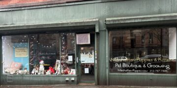 Openings & Closings: Manhattan Puppies & Kittens; Lady M; Bodega 88; CenterPark; Cajun Halal Platters; Florentin