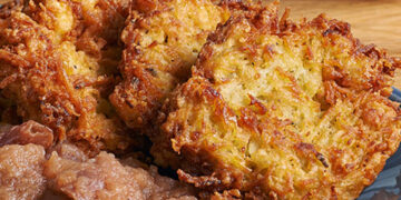 The Great UWS Potato Latkes Debate: Applesauce or Sour Cream? Zabar’s Recipe Included