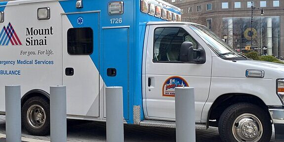 Action Demanded to Solve ‘Major Problem’ in Ambulance Access to UWS Stretch of Riverside Park
