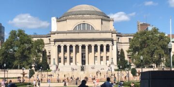 Monday Bulletin: Toxic Mold Said to Sicken Family in UWS Luxury Building; NYT Fashion Photographer’s Archives Headed for NY Historical; UWS School Mourns Late Actor; Columbia’s Acting President Defends Settlement with Feds