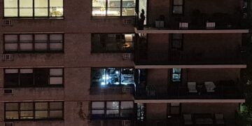 Fire at Upper West Side Lincoln Towers: One Person Hospitalized