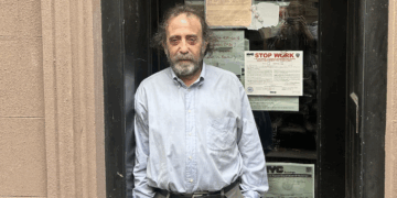 The Last Holdout Tenant of an UWS Townhouse Prepares for Another Winter Without Heat or Hot Water