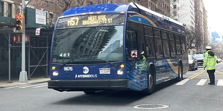 Another Bus That Services the UWS to Get Automated Camera Ticketing System