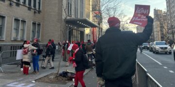 ‘We All Work as a Team’: A Glimpse Inside the Largest Nurses Strike in NYC History