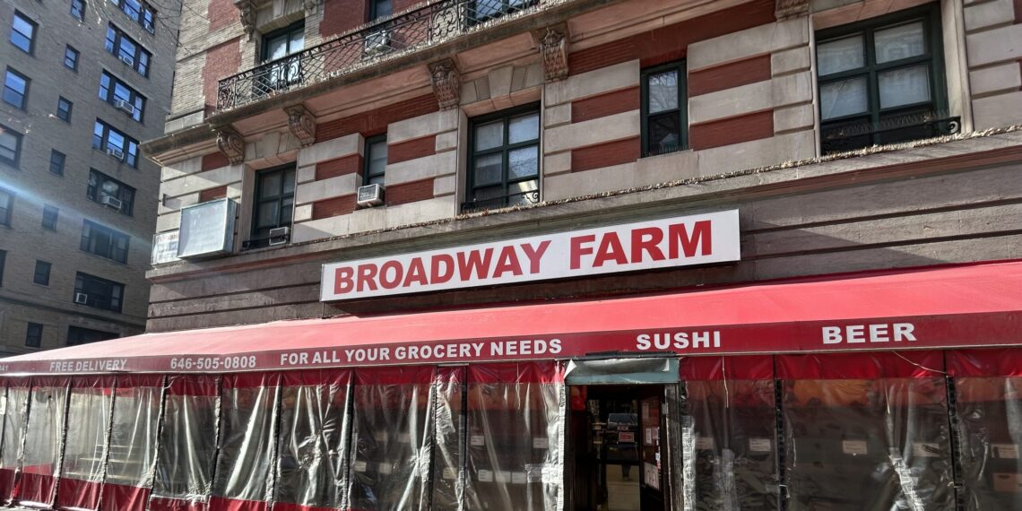 Something is Going on With Longtime UWS Grocery Store Broadway Farm: Closure Rumors Swirl