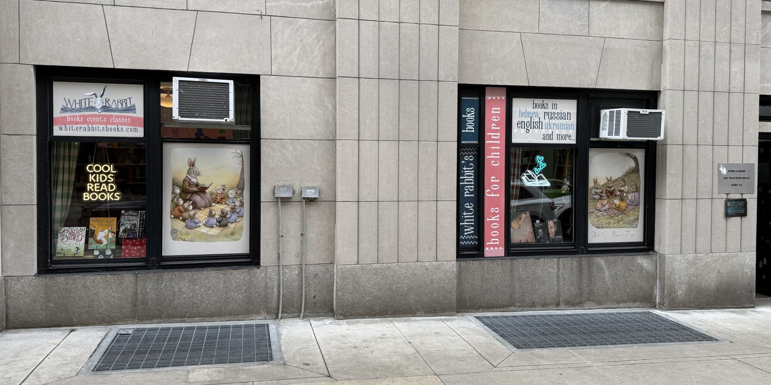 Openings & Closings: Tamizdat Book Corner; Poppie Toys; Sisu Clinic; Farmer's Market Cafe; THISBOWL