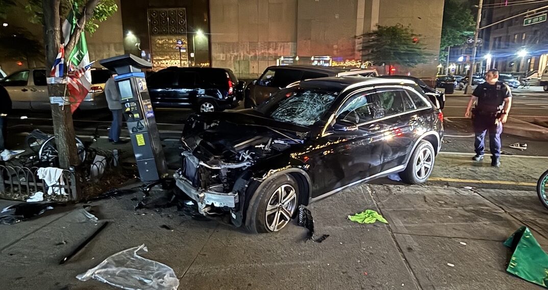 2 Men Killed After Car Jumps UWS Sidewalk Curb and Crashes Into Pedestrians: Police