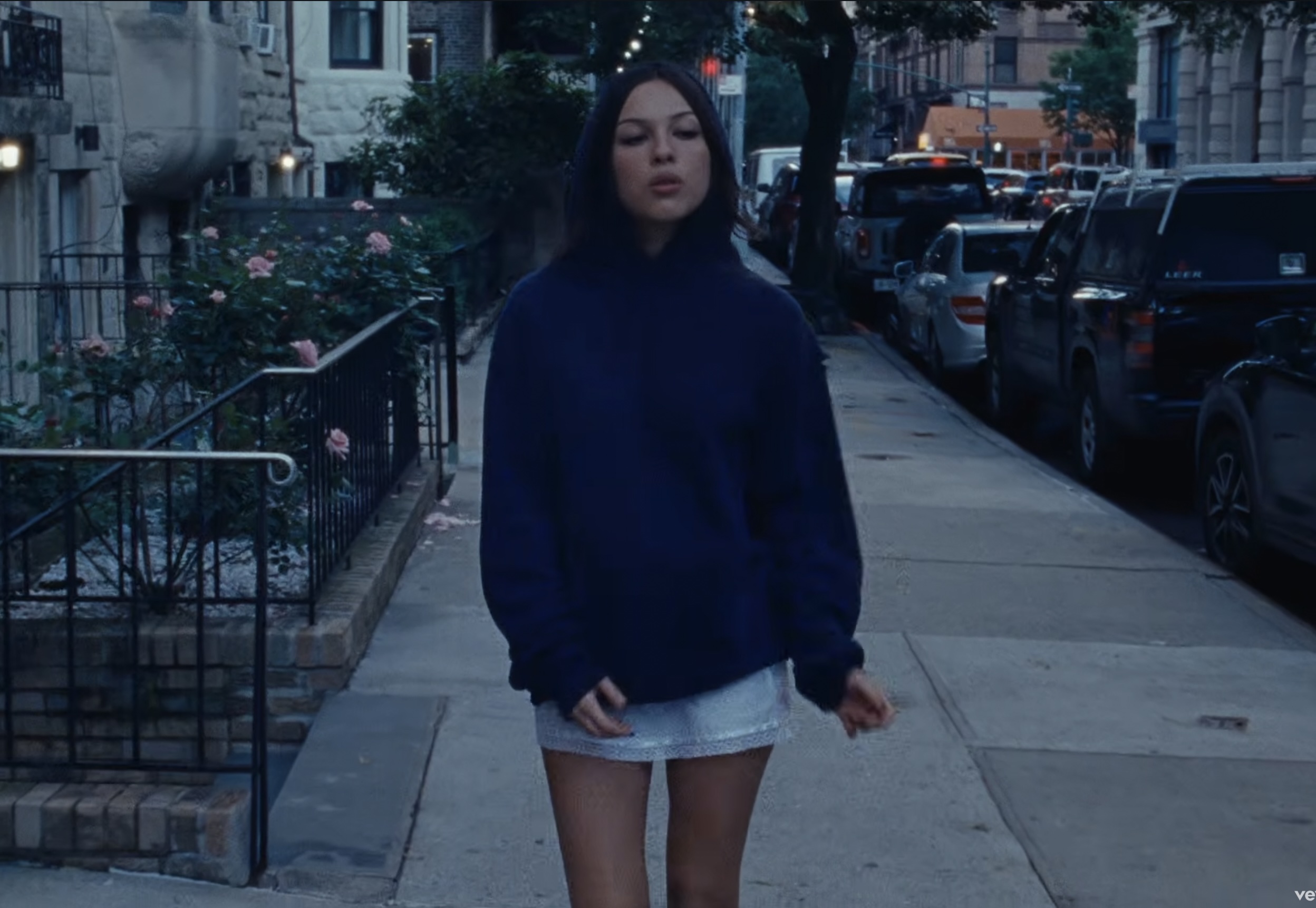 Olivia Rodrigo Films Music Video Inside of Century-Old Upper West Side ...