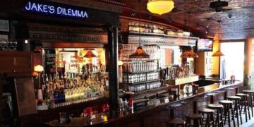 Jake’s Dilemma, Popular Upper West Side Bar, Will Close After 32 Years